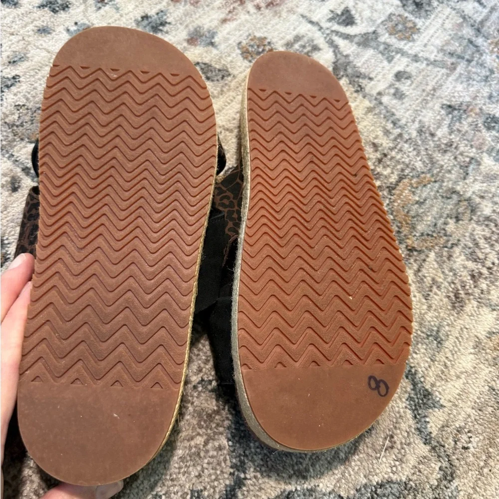 TOM’s Leopard Print Black Women's Sandals Size 9